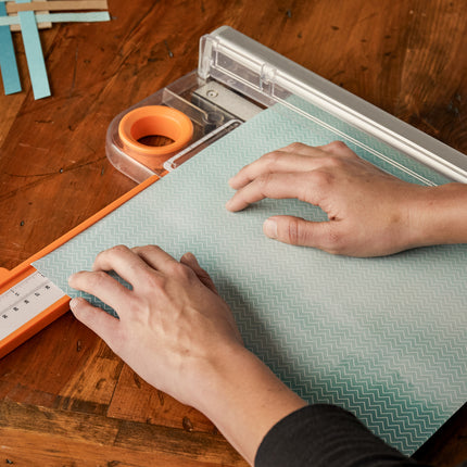 Fiskars | Paper Trimmer | Recycled Rotary Titanium Ø45mm 30cm or A4