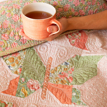 Tilda Songbird | Kit de Courtepointe Papillons Mosaïque | Pêche