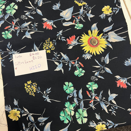 H220 | Cotton Lawn - Floral (1mtr end of bolt) - Hollies Haberdashery UK