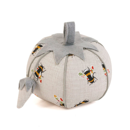 Hobby Gift | Tomato Pincushion | Bee - PCT\587