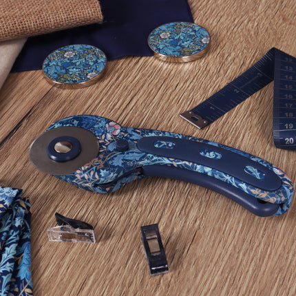Hobby Gift | Rotary Cutter | William Morris Woodblock Floral