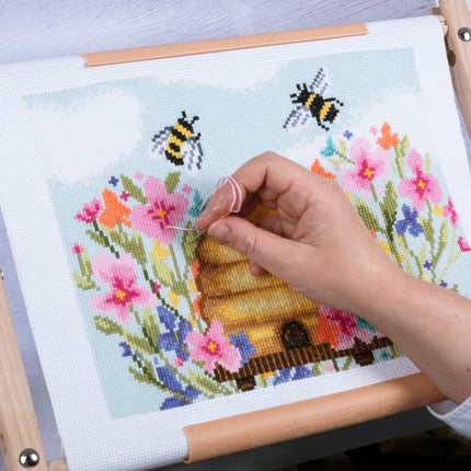 Cadre de tapisserie rotatif à clipser Milward | 45,7 x 30,5 cm