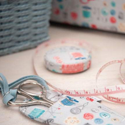 Scissors in Case | Hobby Gift | Stitch in Time - TK25\562