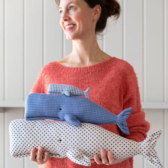 Tilda Creating Memories | Stuffed Whales Kit | 3 sizes -