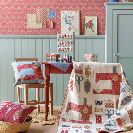 Tilda Sanctuary | Make do and Mend Quilt Kit | Putty White | Pre Order October - 