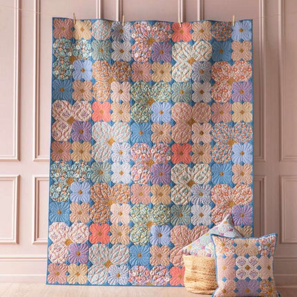 Tilda Wallflower | Wallflower Quilt Kit | Prussian PRE ORDER JUNE - 